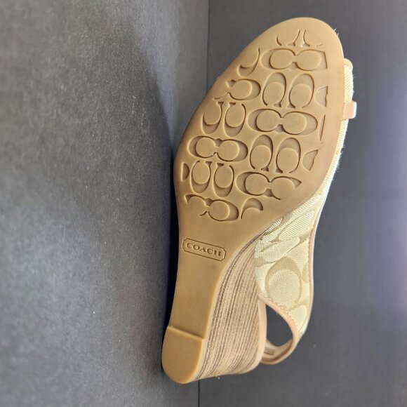 EUC - Coach Cynthia Signature Wedge Peep Toe Sandal Khaki Size 6B - Picture 7 of 16